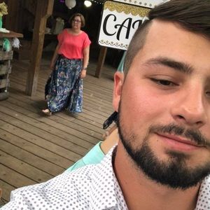 Meet your Posher, Kyle